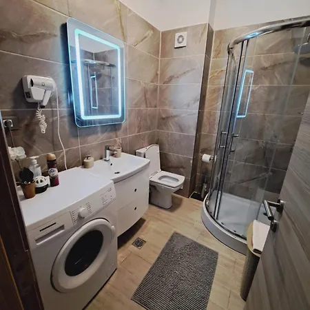 Opium Alezzi * Năvodari