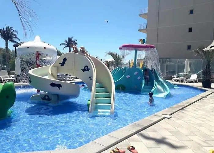 Appartement Opium Alezzi Năvodari