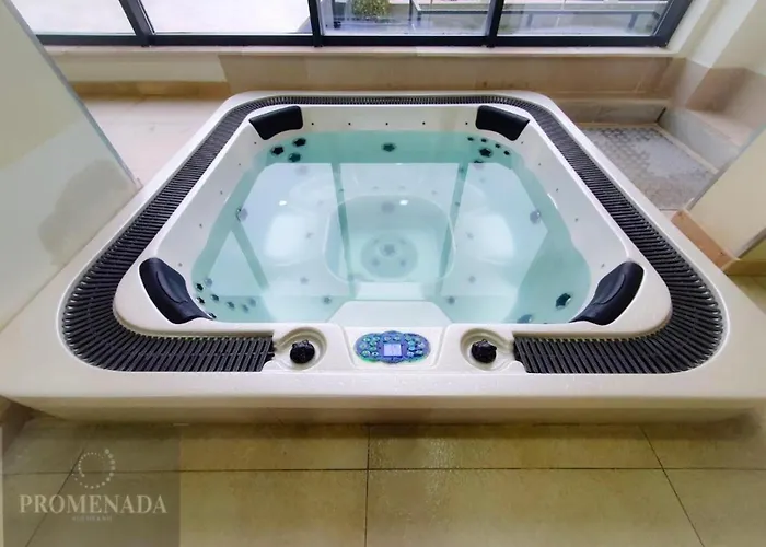 Opium Alezzi * Năvodari