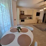Appartamento Opium Alezzi *