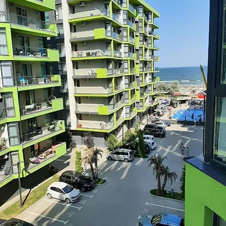 아파트 Opium Alezzi *